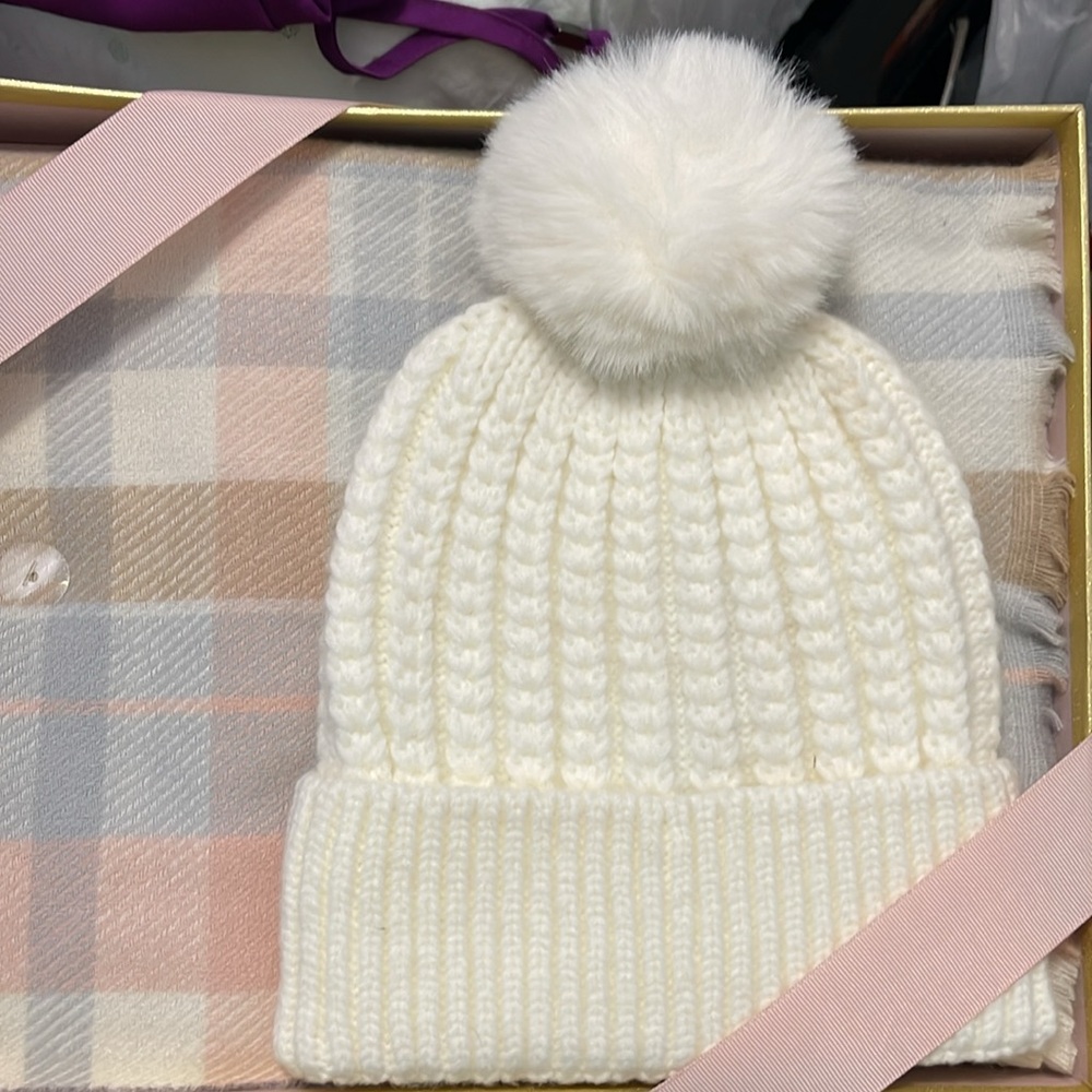 Scarf and beanie set